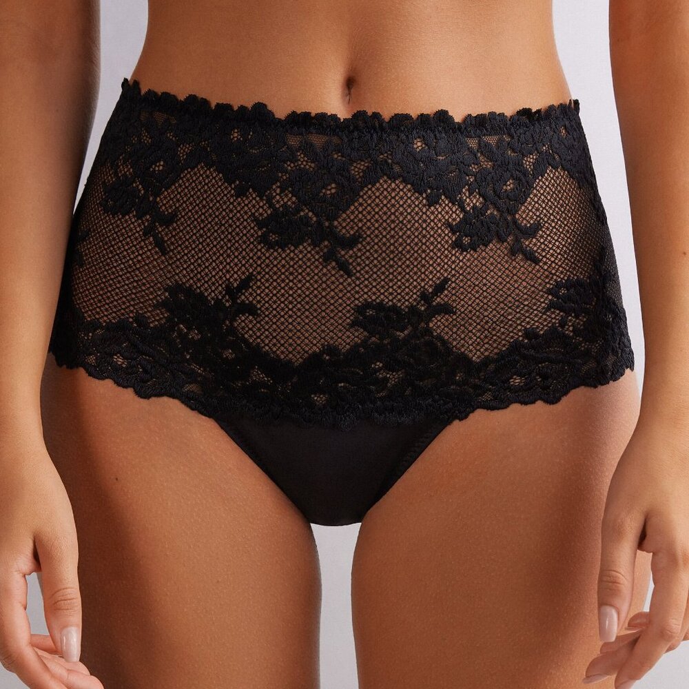 Intimissimi Pretty Flowers Hipster in Black